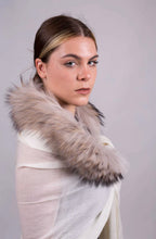 Cargue la imagen en el visor de la Galería,Fular con Pluma MR Complements