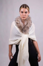 Cargue la imagen en el visor de la Galería,Fular con Pluma MR Complements