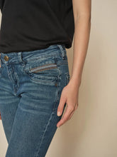 Cargue la imagen en el visor de la Galería,Pantalón Denim ajustado Mos Mosh