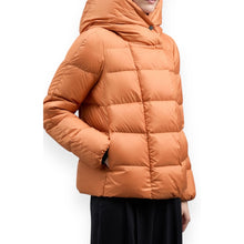 Cargue la imagen en el visor de la Galería,Abrigo Corto Peuterey