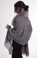 Cargue la imagen en el visor de la Galería,Fular con Pluma MR Complements