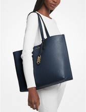 Cargue la imagen en el visor de la Galería,Bolso Shopper Michael Kors Reversible Azul