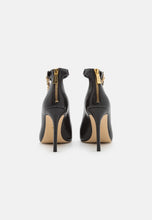 Cargue la imagen en el visor de la Galería,Zapato de Tacón Michael Kors