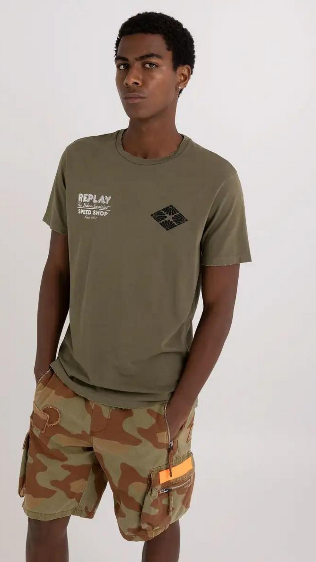 Camiseta Replay verde con dibujo