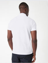 Cargue la imagen en el visor de la Galería,Polo Barbour blanco
